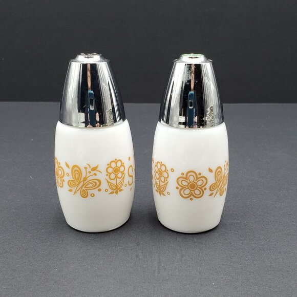 Gemco Westinghouse Butterfly Gold Salt & Pepper Shakers Gold on White Milk Glass - Picture 3 of 10